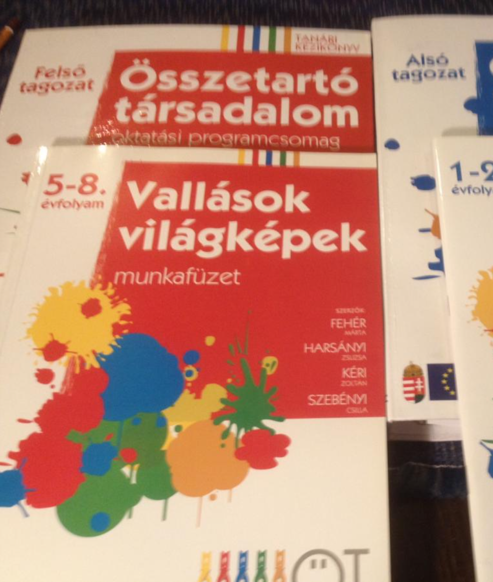 szia-osszetarto-tarsadalom-borito
